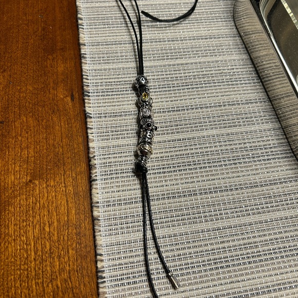 Pandora Black Beaded Woman’s Necklace - Picture 4 of 4